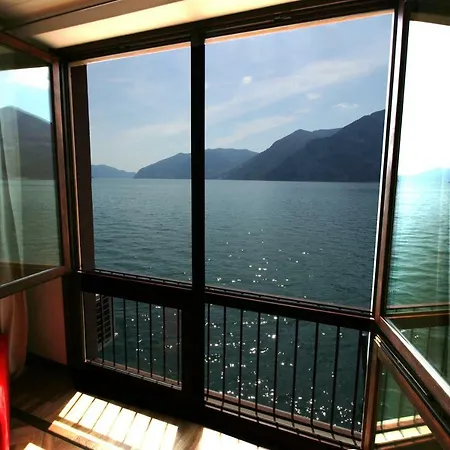 Casa Vacanze Finestra Del Pescatore Marone Buitenkant foto